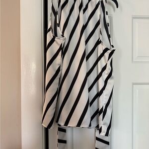 Black and White Striped Sleeveless silky Top